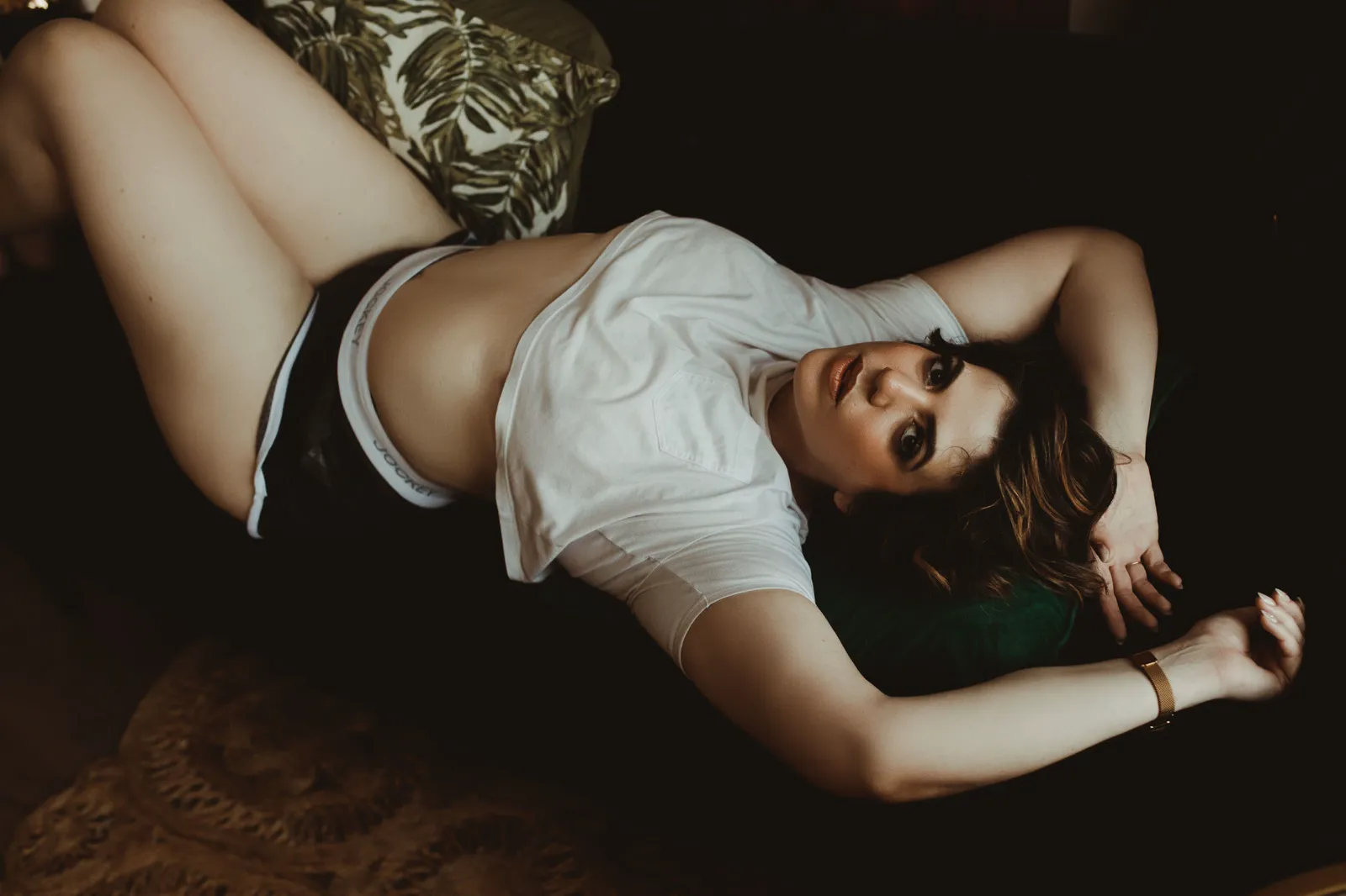Aiota Photography boudoir session